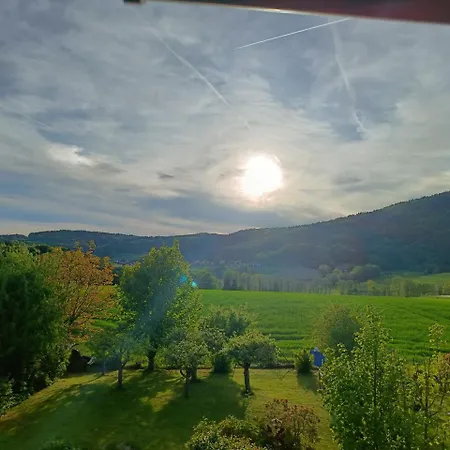 Landblick Apartman *